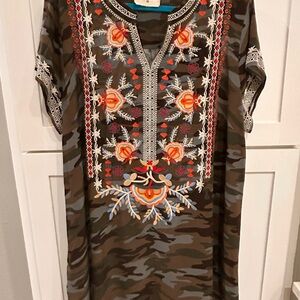 Savanna Jane Size 2X T-Shirt Dress Embroidered Camouflage Knee Length